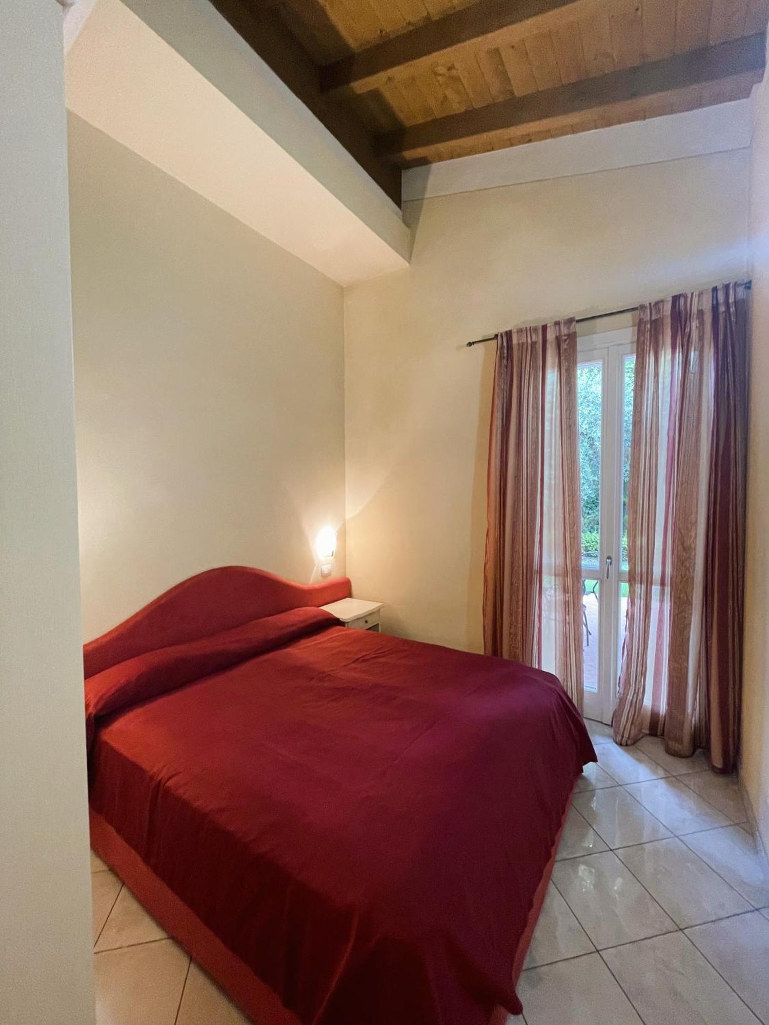 Appartamenti Il Ruscello Manerba del Garda Pokój zdjęcie